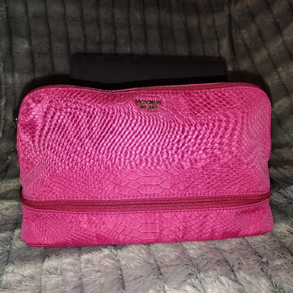Victoria's Secret Pink Crocodile Inspired Cosmetic Hair Product Travel Bag Case